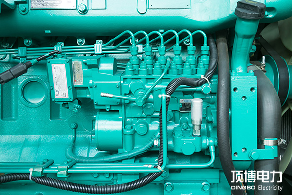 如何進(jìn)行加速踏板傳感器的故障檢修？